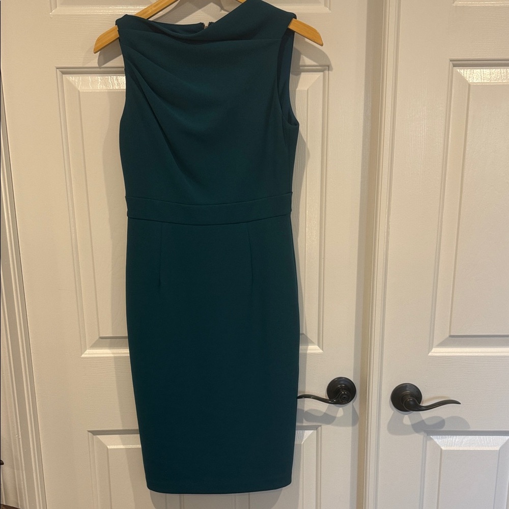 Vince Camuto Elegant Teal Sleeveless Dress